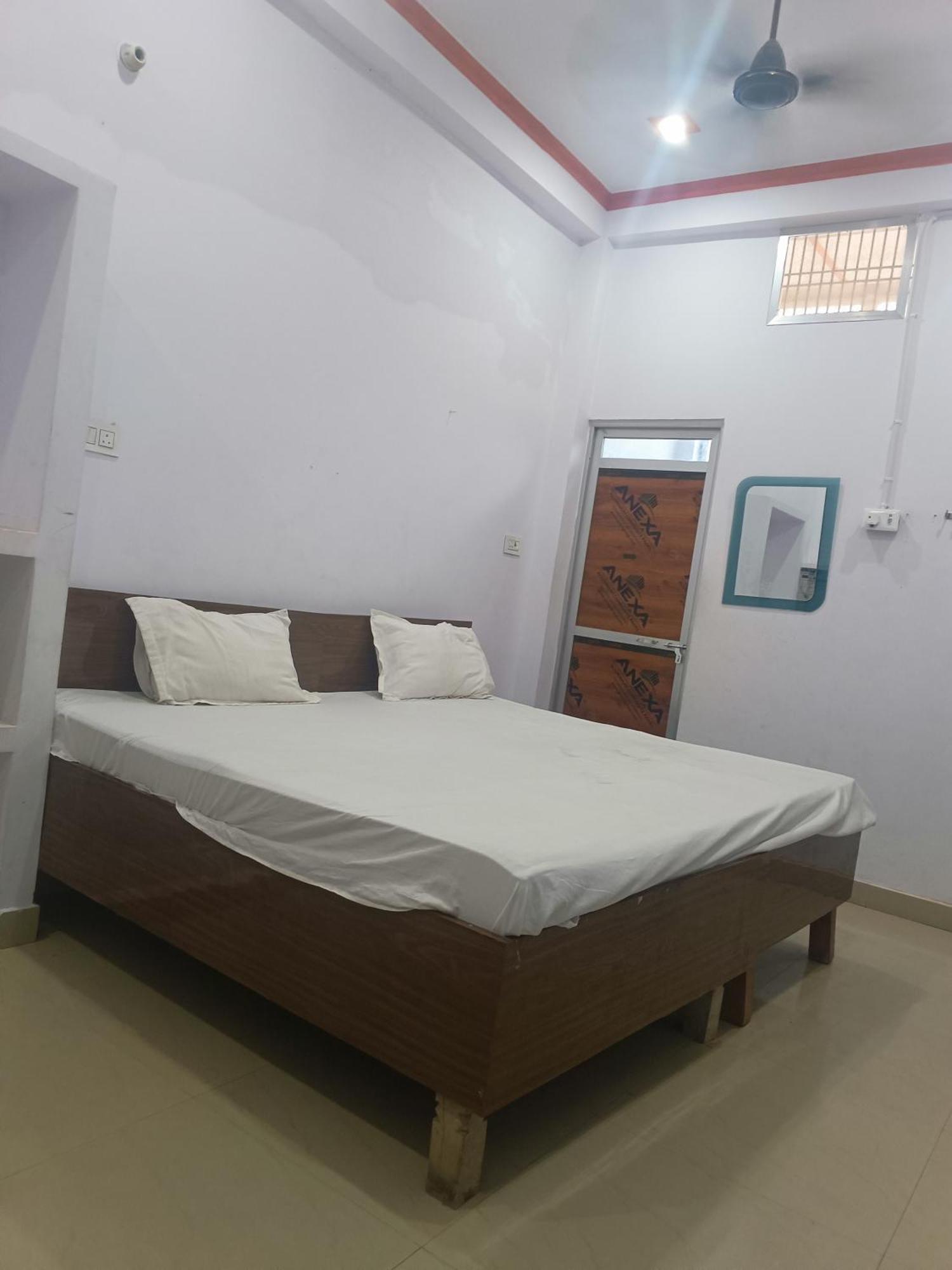 Hotel La Ayodhya Residency Exteriér fotografie